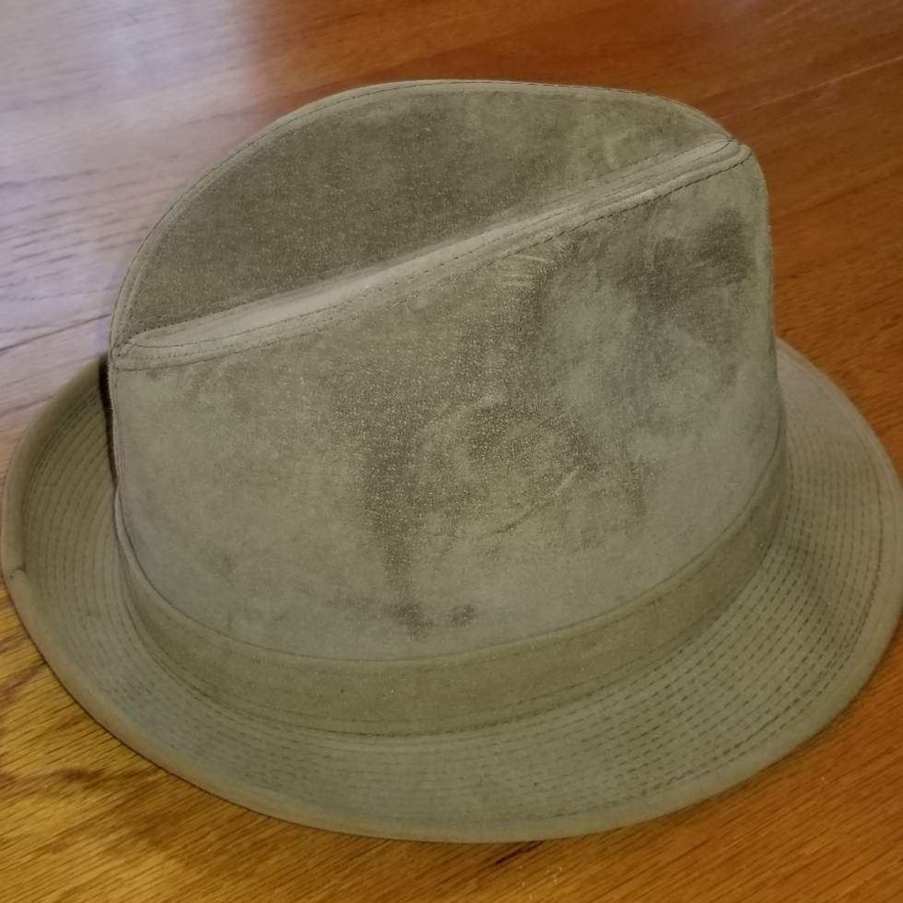Stylish Tan Fedora Hat